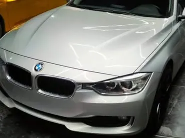 BMW 320i plata, antes